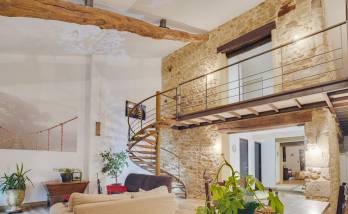 Réalisation d'un escalier métal avec coursive, en finition effet "rouillé", commune du Val de Saône