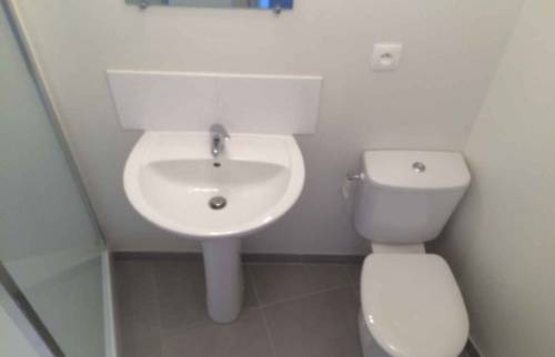 Installation de toilettes dans un maison dans le 14