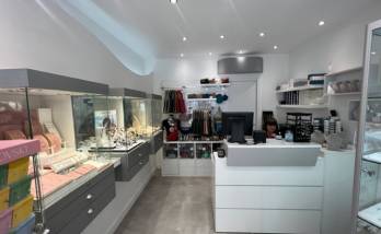 Intérieur rénové du magasin