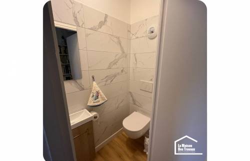 Rénovation de toilette avec lavabo 