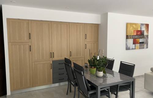 Séjour après travaux meublé