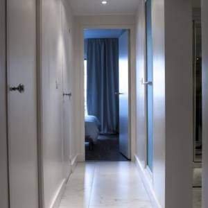 Création d'un faux plafond dans le couloir