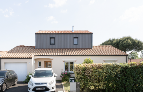 Extension de maison verticale à Bougenais
