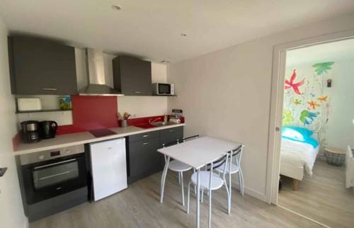 Cuisine extension de garage FONTCOUVERTE