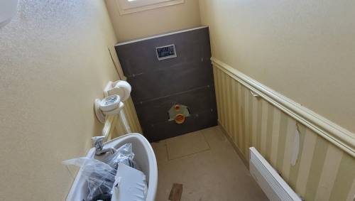 Pendat les travaux des toilettes