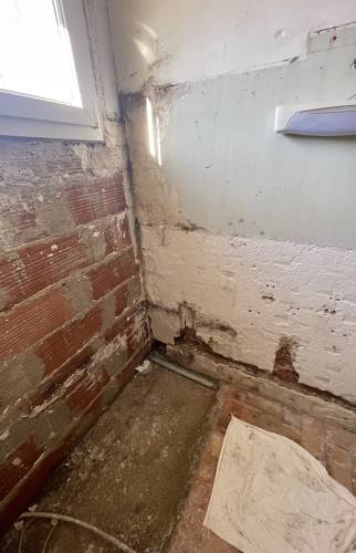 Rénovation d'une salle de bain en cours sur Roquefort la Bedoule 