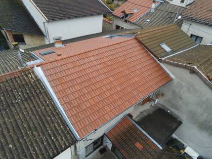 Nouvelle toiture rénovée - Chazey-sur-Ain 01