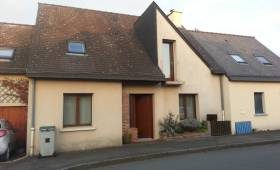 Avant ravalement de façade à Saint Leger-sous-Cholet (49)