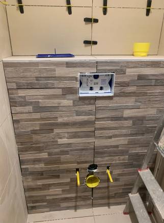 WC suspendu Saint-Genis-les-Ollières