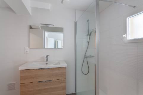 Rénovation d'une maison de famille avec construction d'un garage double