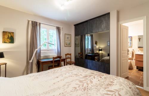 Chambre, dressing et entrée salle de bain