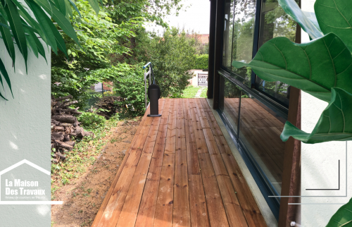 Transformez Votre Extérieur avec une Terrasse en Bois