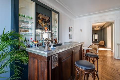 Bar chic dans Paris 16e