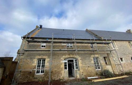 Rénovation du toit d'une maison à Trouville