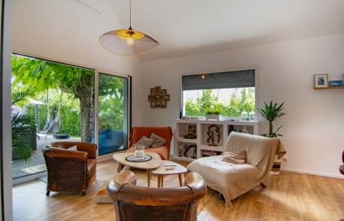 Rénovation d'une maison de vacances à Vinay salon 2