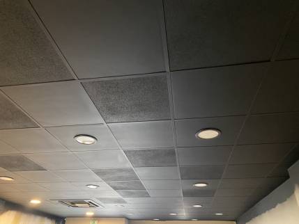 Rénovation de local commercial avec nouvelles dalles de plafond - Montauban 82000