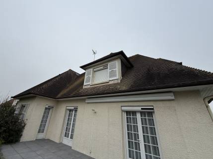 Toiture rénovée (Douvres-la-Délivrande, 14400)