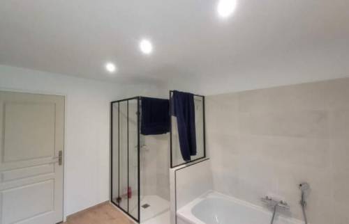 Douche après travaux Freigné