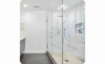 Salle de bains entièrement rénovée à Granville (50400).