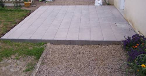 Terrasse en béton décoratif