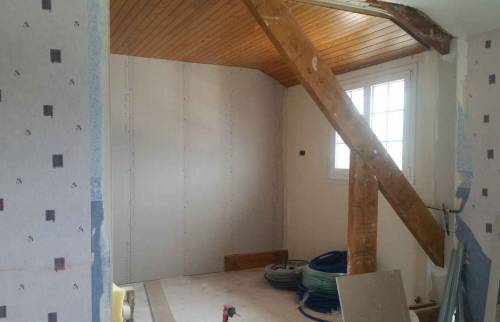 TRAVAUX CHAMBRE A DAMGAN 56750