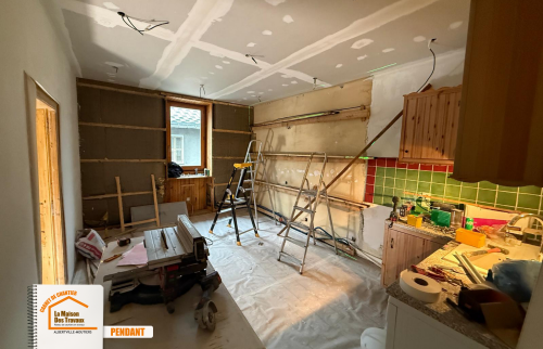  placard à ski sur mesure, aménagement appartement station, rénovation pratique montagne, optimisation espace logement, travaux appartement Beaufort