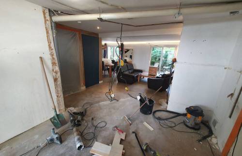 Démolition du mur à Bain-de-Bretagne 