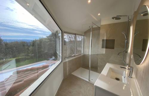 Salle de bain clé en main