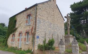 Façade après ravalement - Résultat final après la restauration des joints de pierre