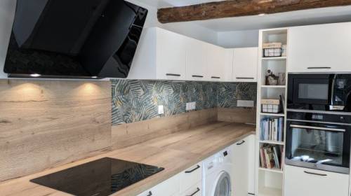 cuisine-lineaire-bois-credence-vegetale-besancon