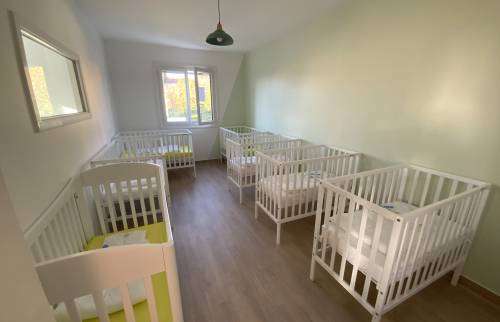 dortoir tous petits micro crèche La Maison Des Travaux Alès