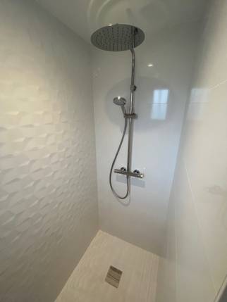  Douche ouverte de salle d'eau de suite parentale - Nantes 44200