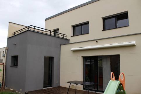 Maison avant travaux de surélévation - Valence 26000