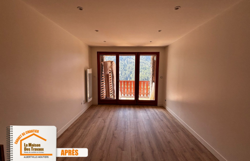 Techniques de rénovation studio, Studio avant-après rénovation, Rénovation studio étapes, Réhabilitation studio alpin, Studio rénové isolation thermique, Travaux de rénovation détaillés,