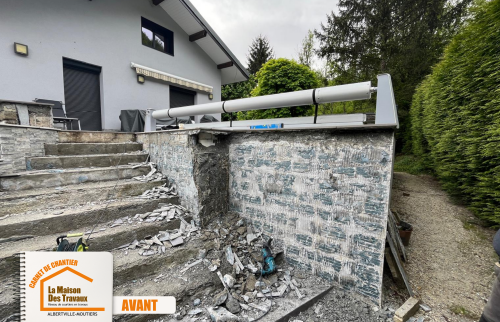 carrelage piscine Albertville, consolidation mur béton, artisan de confiance Moûtiers, rénovation piscine Savoie, qualité prix artisans locaux