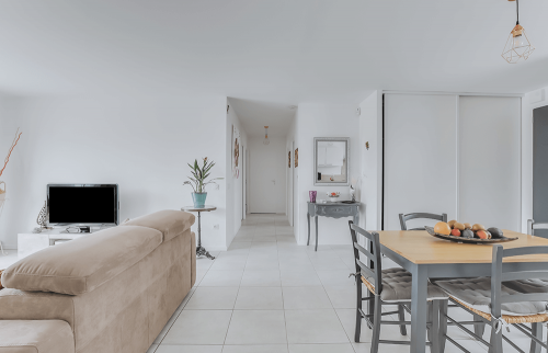 Rénovation moderne d’un espace salon / salle à manger