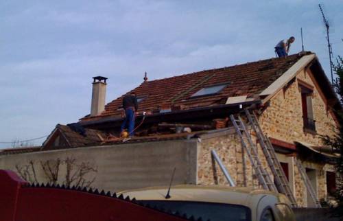 Dépose ancienne couverure tuiles poreuses - Nanteuil-lès-Meaux -