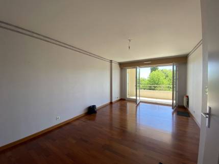 Rénovation de cuisine - salon avant travaux d'ouverture - Cholet 49