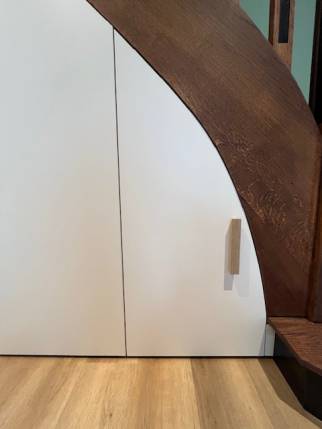 Portes de placard aménagé sous l'escalier - Nantes 44