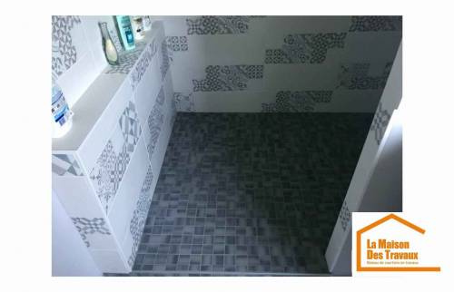 sol de salle de bain 