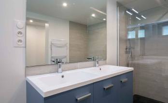 rénovation salle de bain avec meuble double vasque Annecy (74) 
