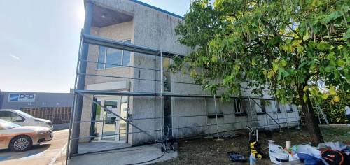 Préparation de chantier de ravalement de façade sur locaux professionnels - Brie-Comte-Robert 77170