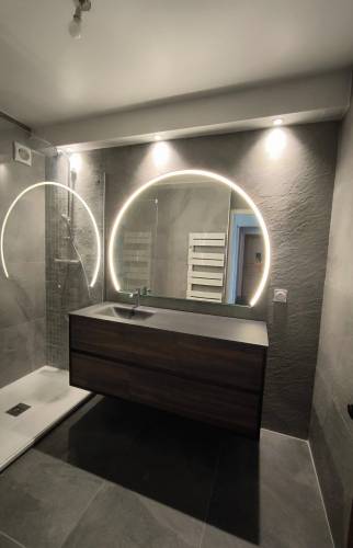 Douche moderne Saint-Gingolph