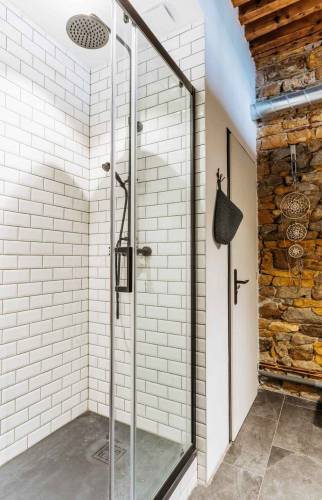 Rénovation complète d'un appartement en style industriel , quartier Vieux Lyon