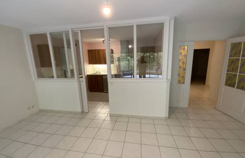 Cuisine avec cloison La Maison Des Travaux Ales