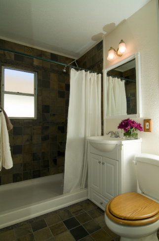 Rénovation de sol dans une salle de bains Poissy