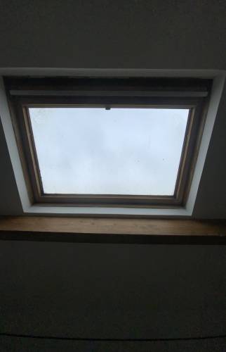 Nouveau Velux sdb avec volet solaire