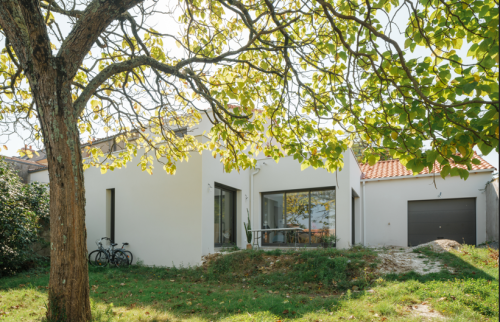 Surélévation d'une maison ancienne en zone Abf à Vertou