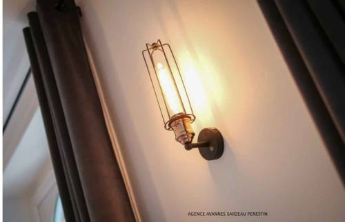 LUMINAIRES DANS MAISON A VANNES 56000