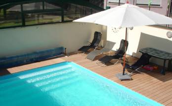 Construction d'une terrasse en bois exotique